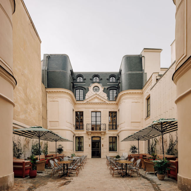 Cour int&eacute;rieure du Jardin de Verre.